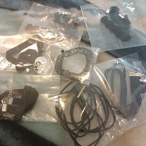 Set of 7 black chokers